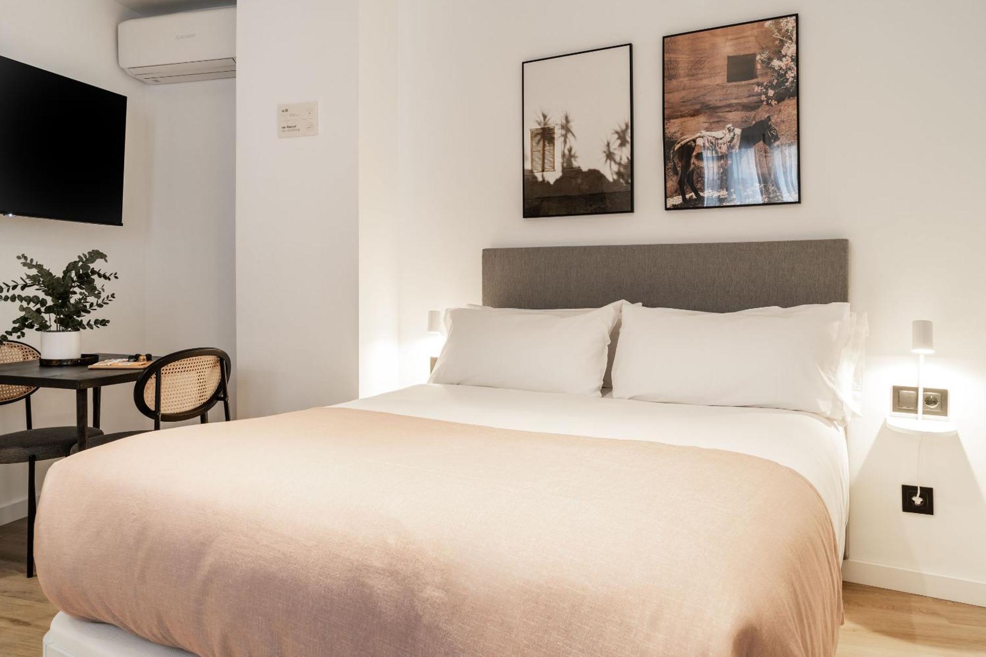 Limehome Malaga Calle Victoria Málaga Quarto foto