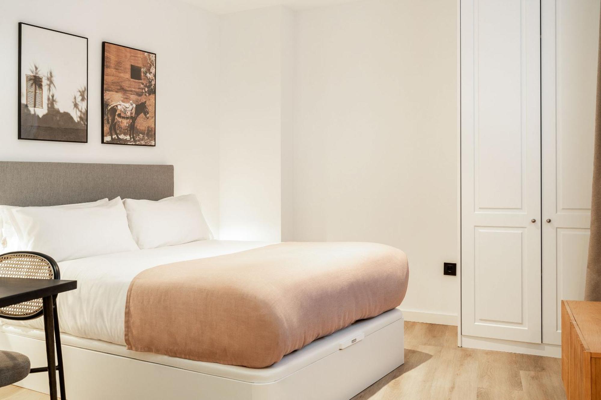 Limehome Malaga Calle Victoria Málaga Quarto foto