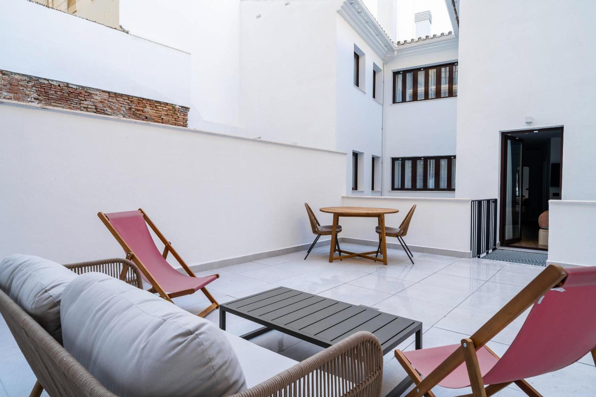 Limehome Malaga Calle Victoria Málaga Exterior foto