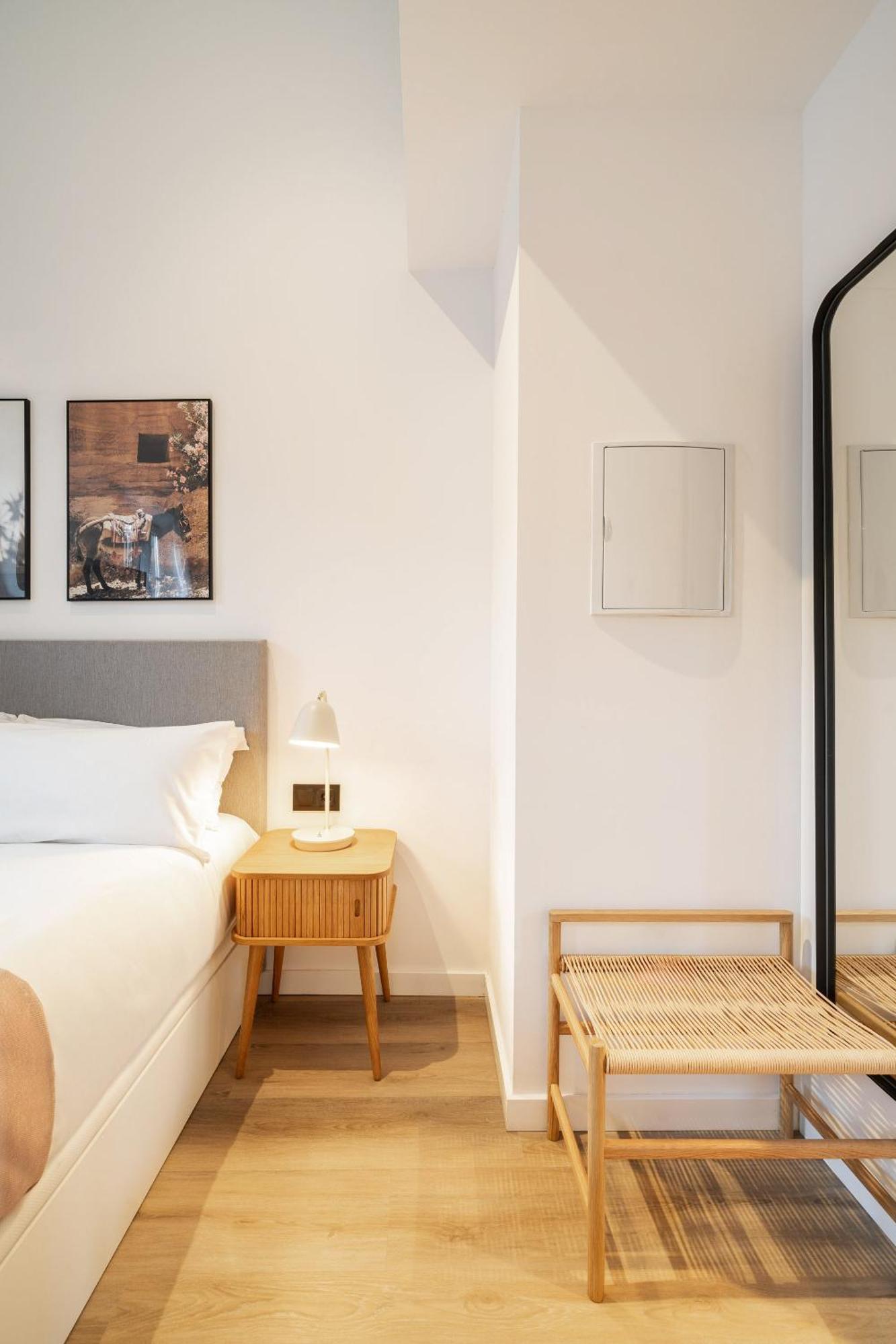 Limehome Malaga Calle Victoria Málaga Quarto foto